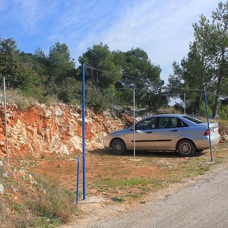 Seaside Secluded Apartments Cove Torac, Hvar - 589 Gdinj Екстериор снимка