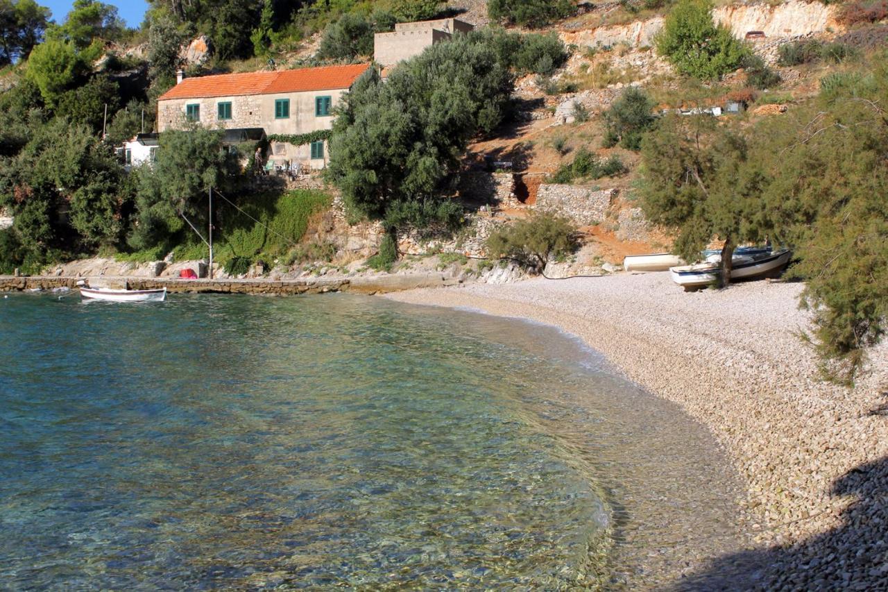 Seaside Secluded Apartments Cove Torac, Hvar - 589 Gdinj Екстериор снимка