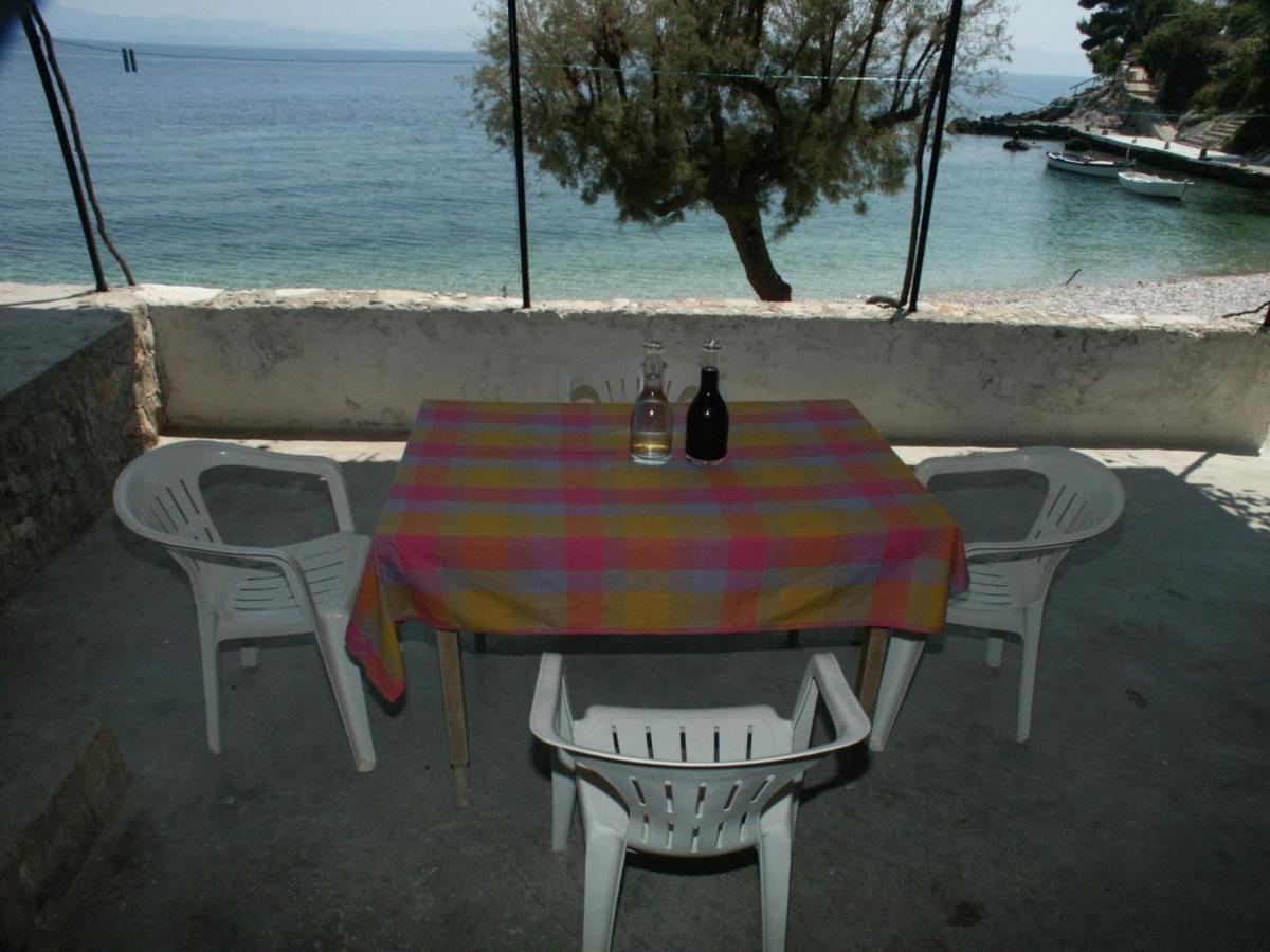 Seaside Secluded Apartments Cove Torac, Hvar - 589 Gdinj Екстериор снимка