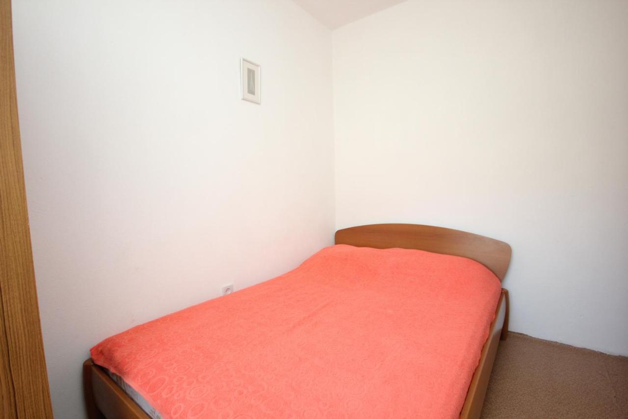 Seaside Secluded Apartments Cove Torac, Hvar - 589 Gdinj Екстериор снимка